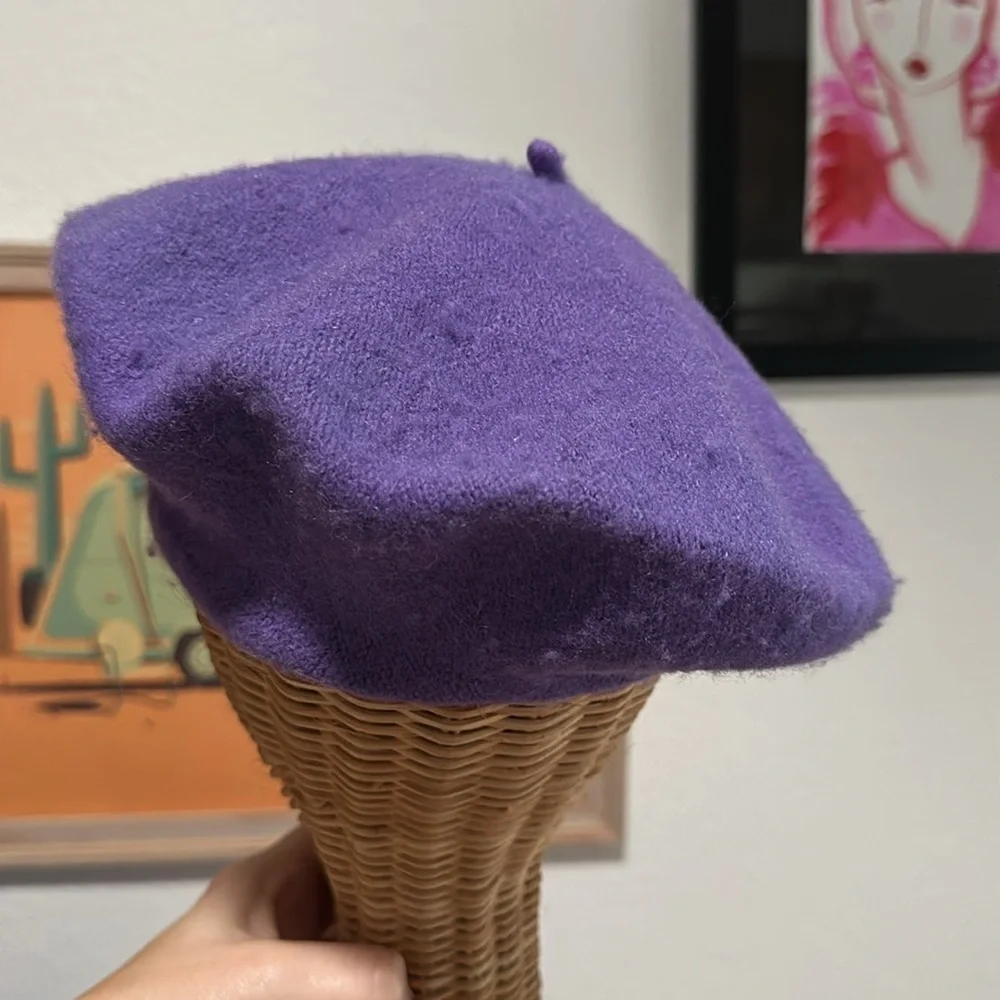 💜💜💜Purple knit, beret hat, soft wool blend